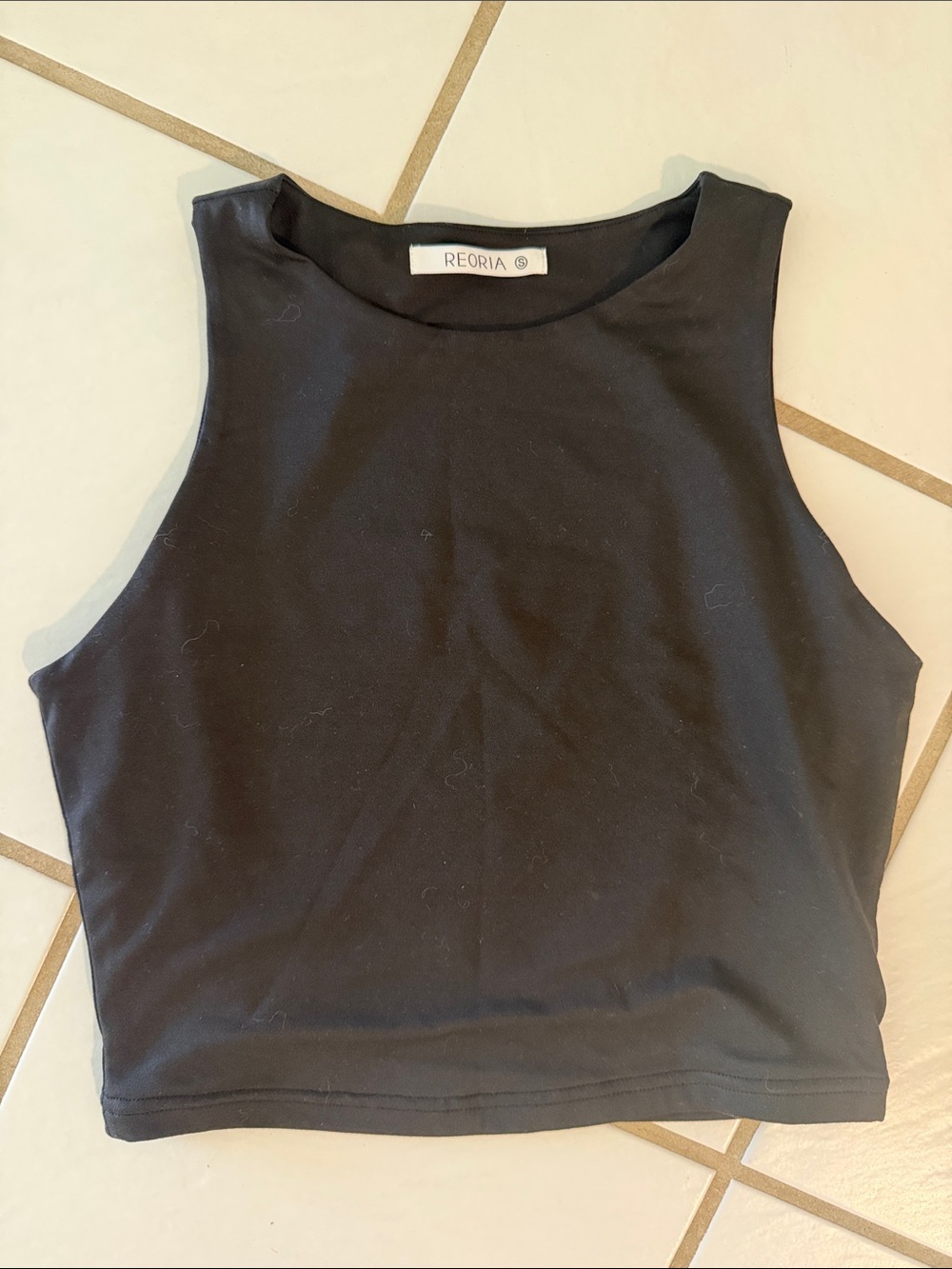 ReoRia Black High Neck Sleeveless Crop Top